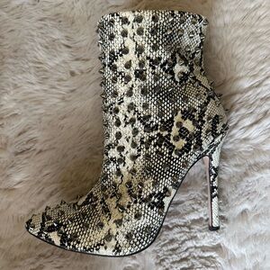 Fashion Nova Spiked Snake Print Heeled Boots